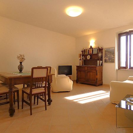 Apartamento Scappo In Umbria, La Casa Di Eude Asís Exterior foto
