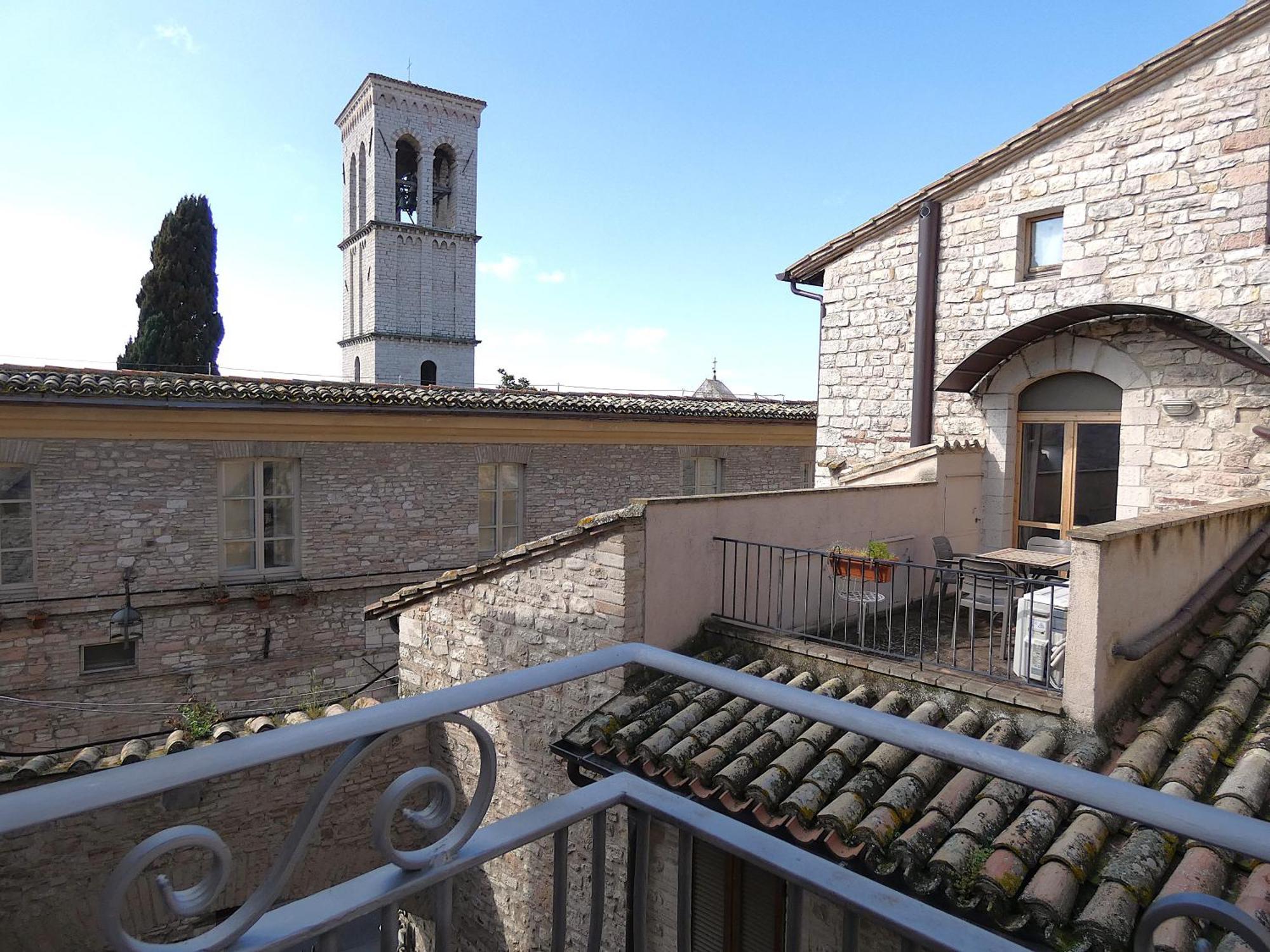 Apartamento Scappo In Umbria, La Casa Di Eude Asís Exterior foto